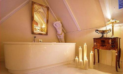 Conheça o menor Hotel do Mundo! 7