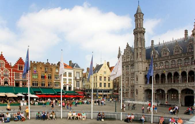 Melhores pontos turísticos em Bruges - Grote Markt bruges